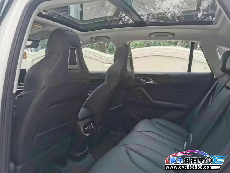 24年荣威RX5轿车抵押车出售