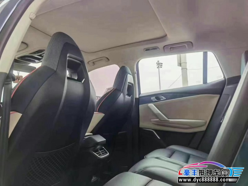 20年领克06轿车抵押车出售