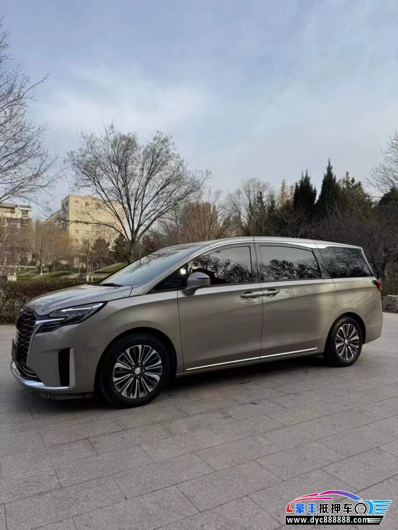 24年别克GL8轿车抵押车出售