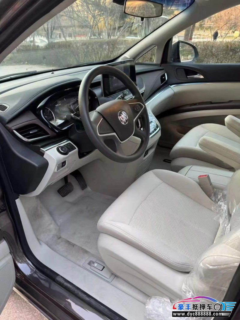 24年别克GL8轿车抵押车出售