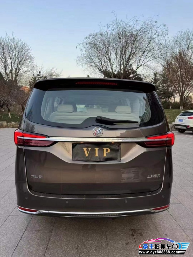 24年别克GL8轿车抵押车出售