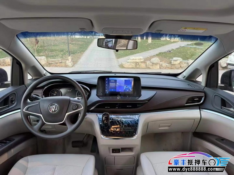 24年别克GL8轿车抵押车出售