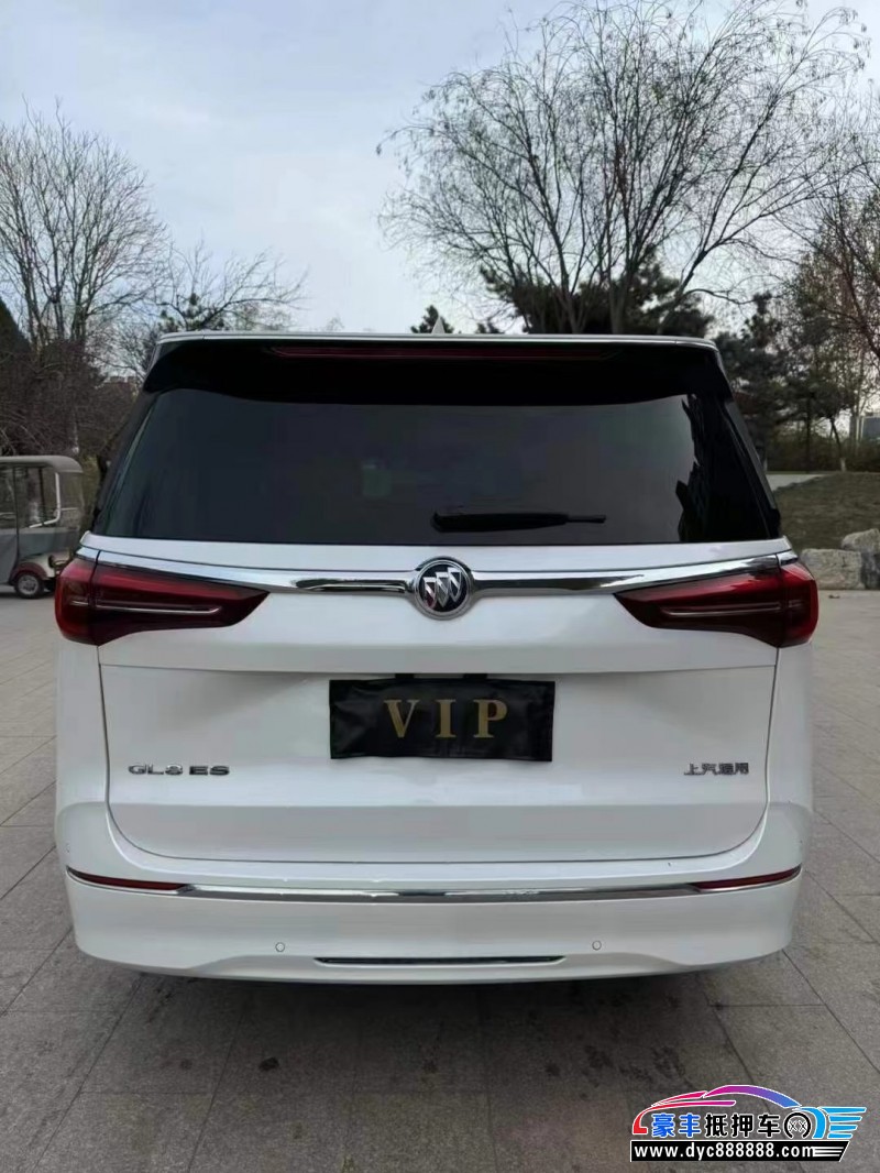 23年别克GL8轿车抵押车出售