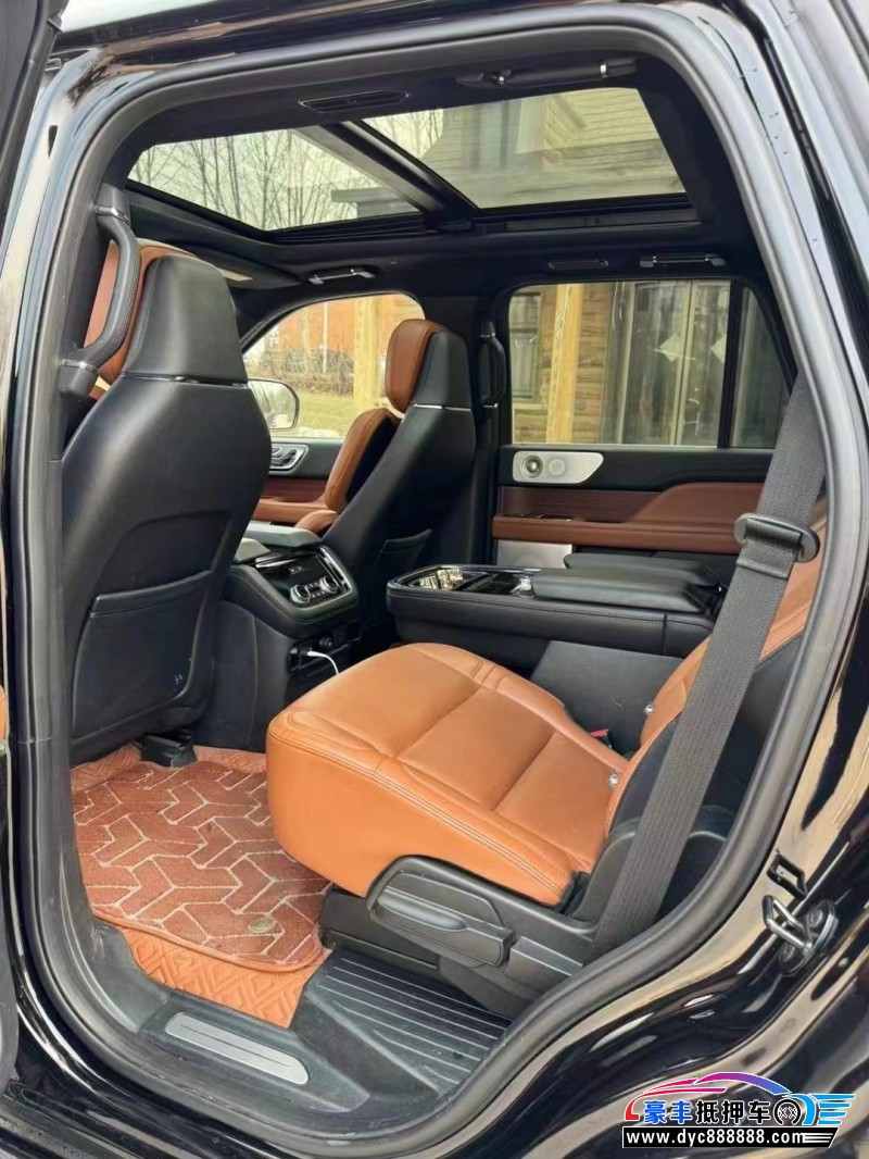 22年林肯领航员轿车抵押车出售