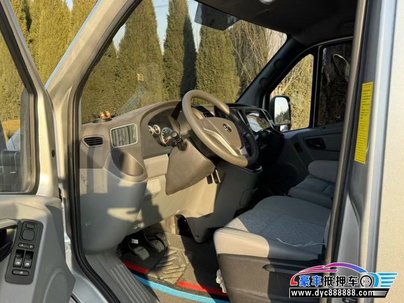 24年福田图雅诺轿车抵押车出售