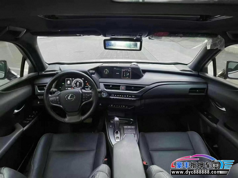 21年雷克萨斯ux300轿车抵押车出售