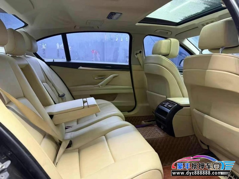 13年宝马5系轿车抵押车出售