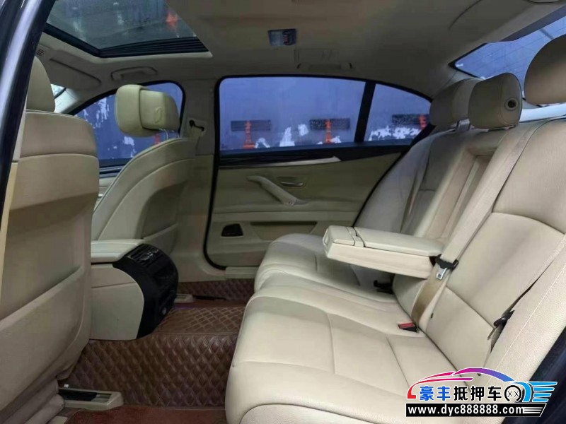 13年宝马5系轿车抵押车出售