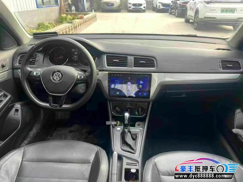 17年大众朗逸轿车抵押车出售