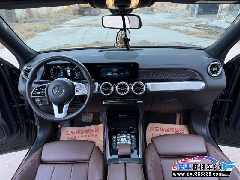 21年奔驰GLB轿车抵押车出售