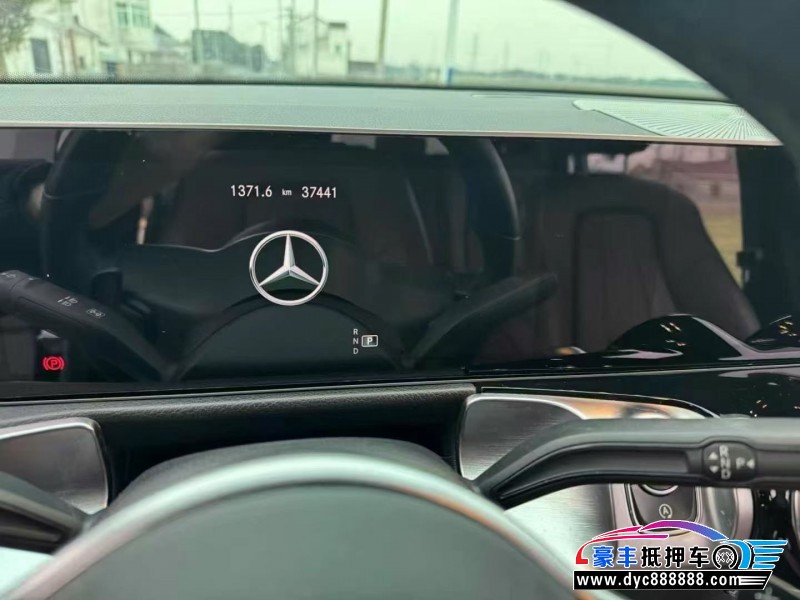 20年奔驰GLBSUV抵押车出售