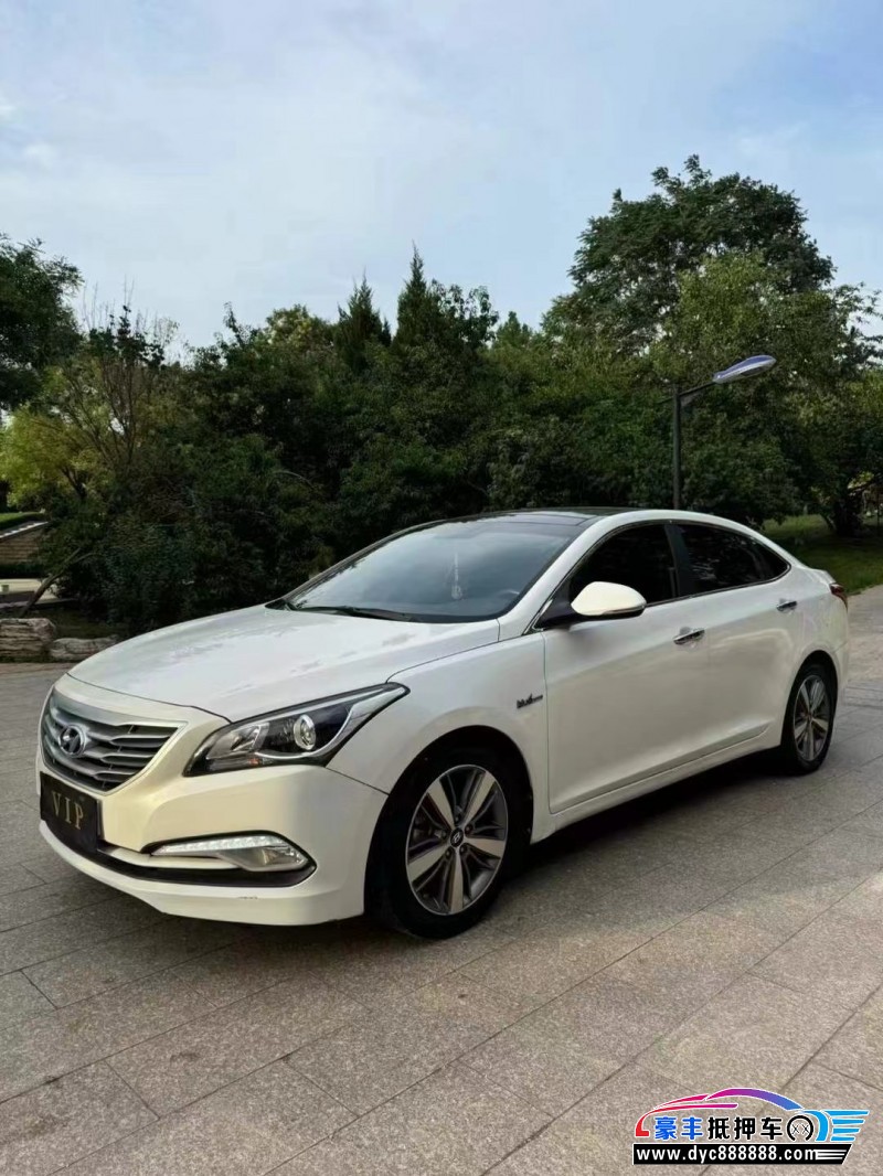 16年现代名图轿车抵押车出售