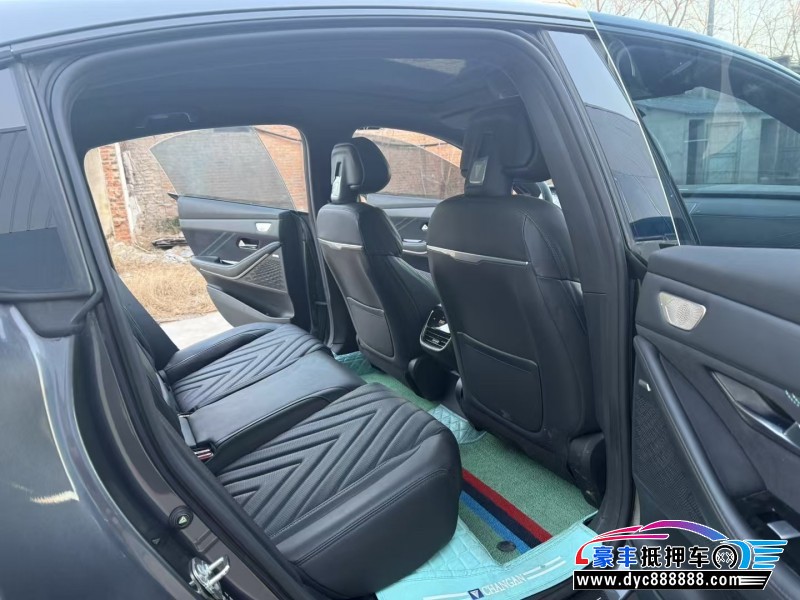 23年长安深蓝SL03轿车抵押车出售