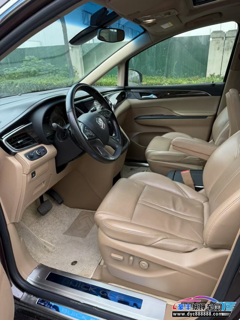 19年别克GL8轿车抵押车出售