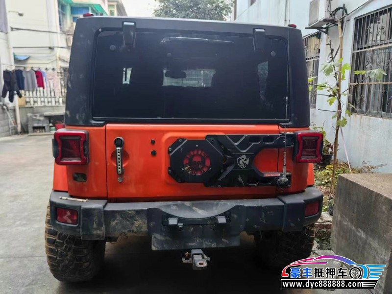 12年Jeep牧马人轿车抵押车出售