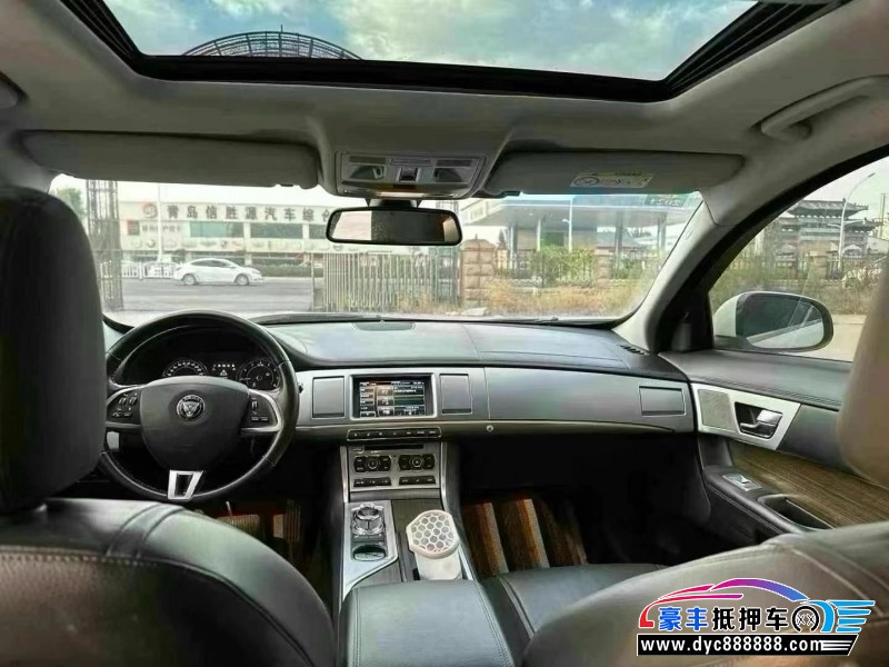 15年捷豹XF轿车抵押车出售