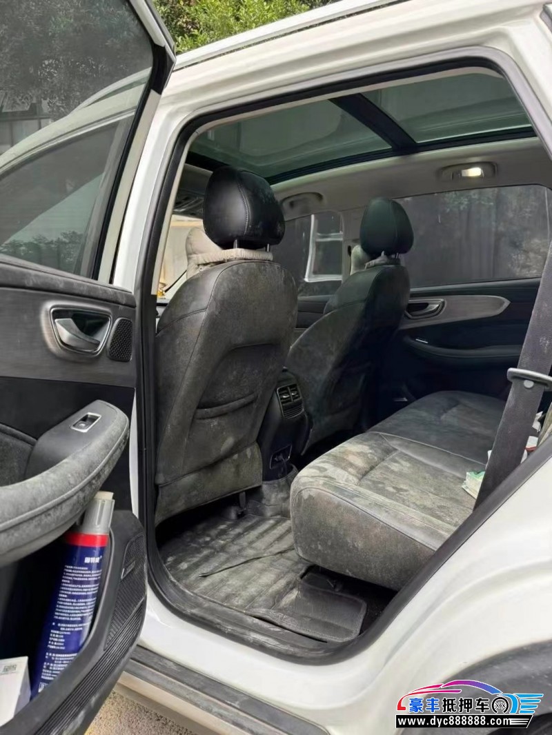 21年荣威RX5轿车抵押车出售