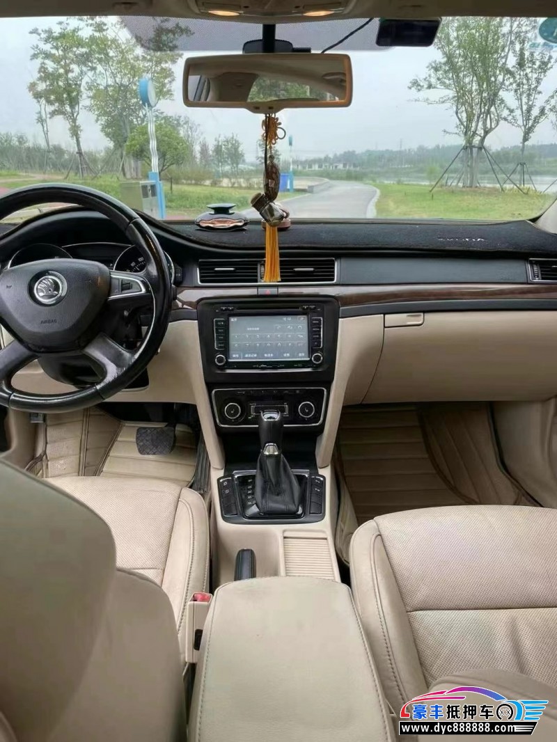 14年斯柯达昊锐轿车抵押车出售