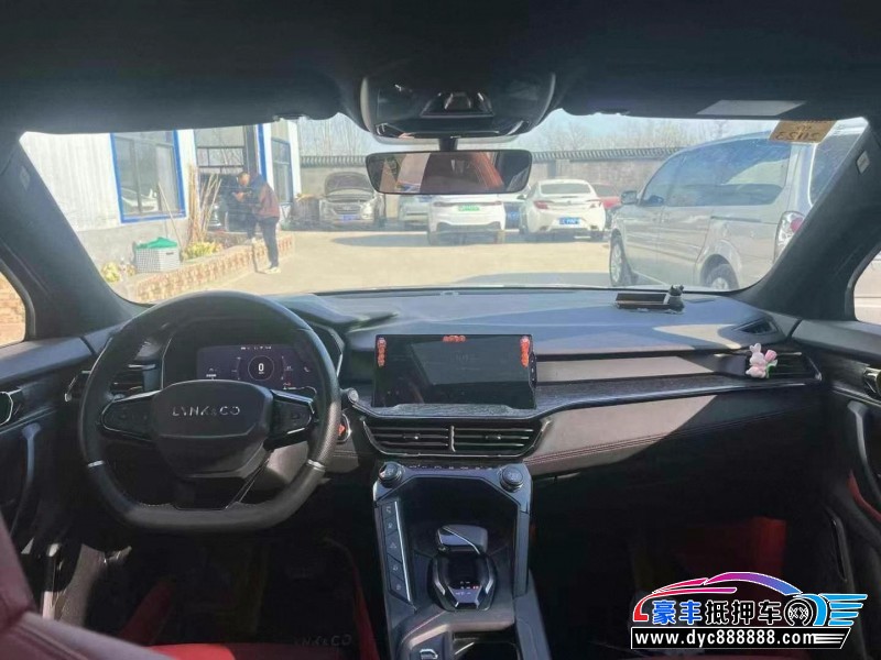 21年领克06轿车抵押车出售