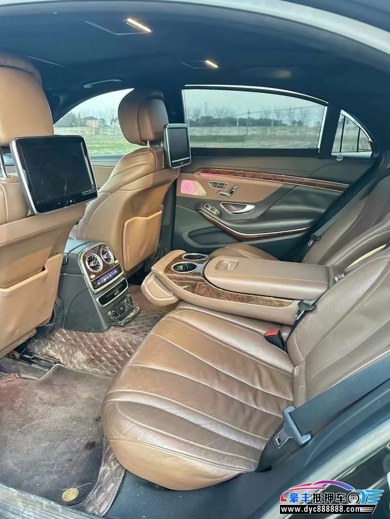 14年奔驰S轿车抵押车出售