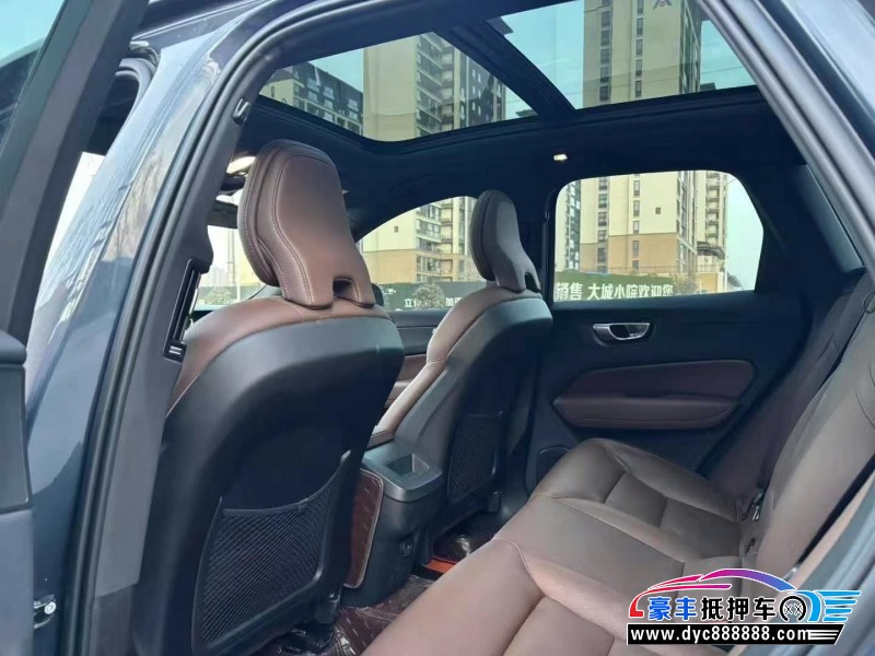 23年沃尔沃XC60轿车抵押车出售