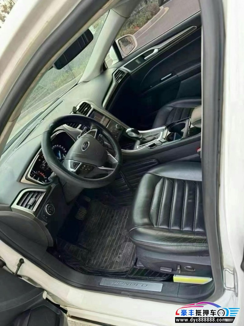 15年福特蒙迪欧轿车抵押车出售