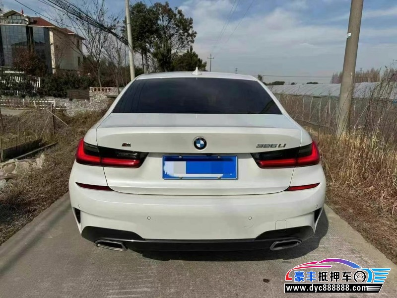 20年宝马3系轿车抵押车出售