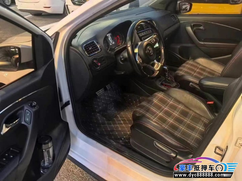 16年大众polo轿车抵押车出售