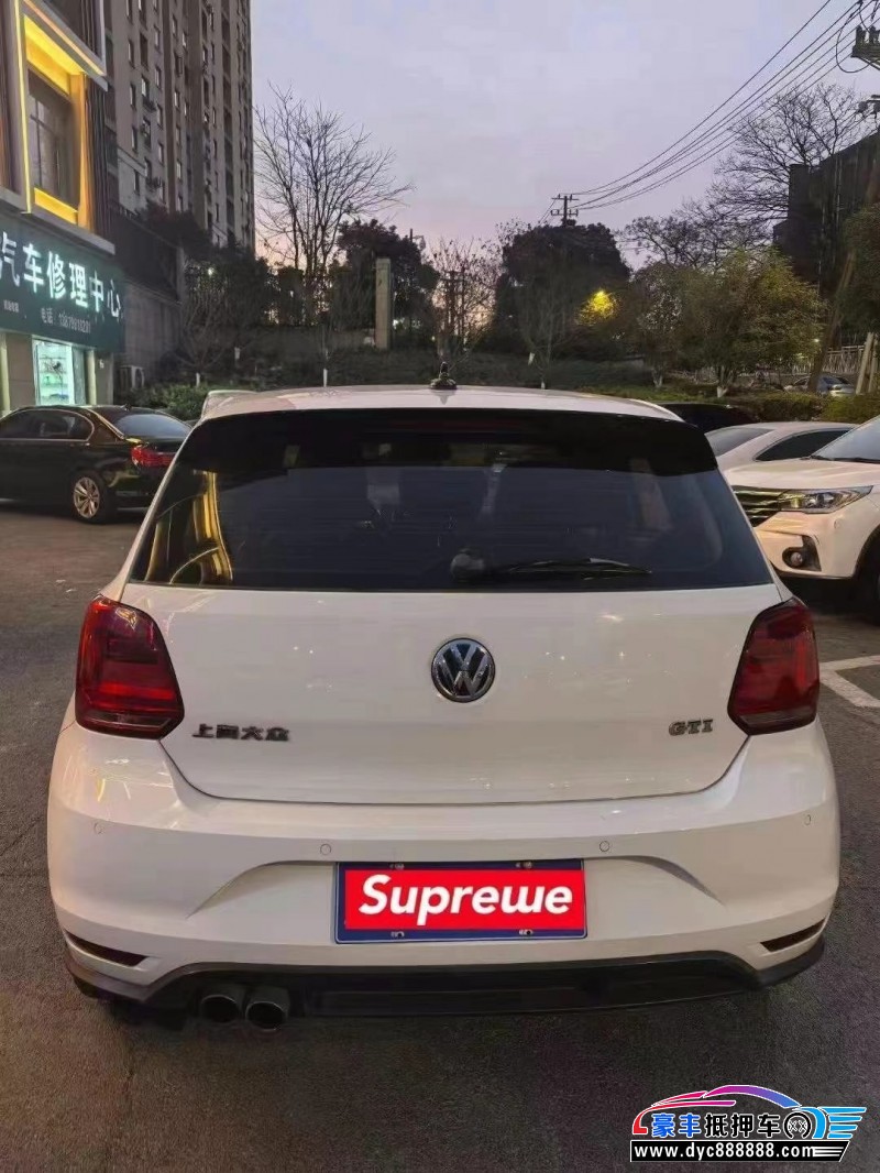 16年大众polo轿车抵押车出售