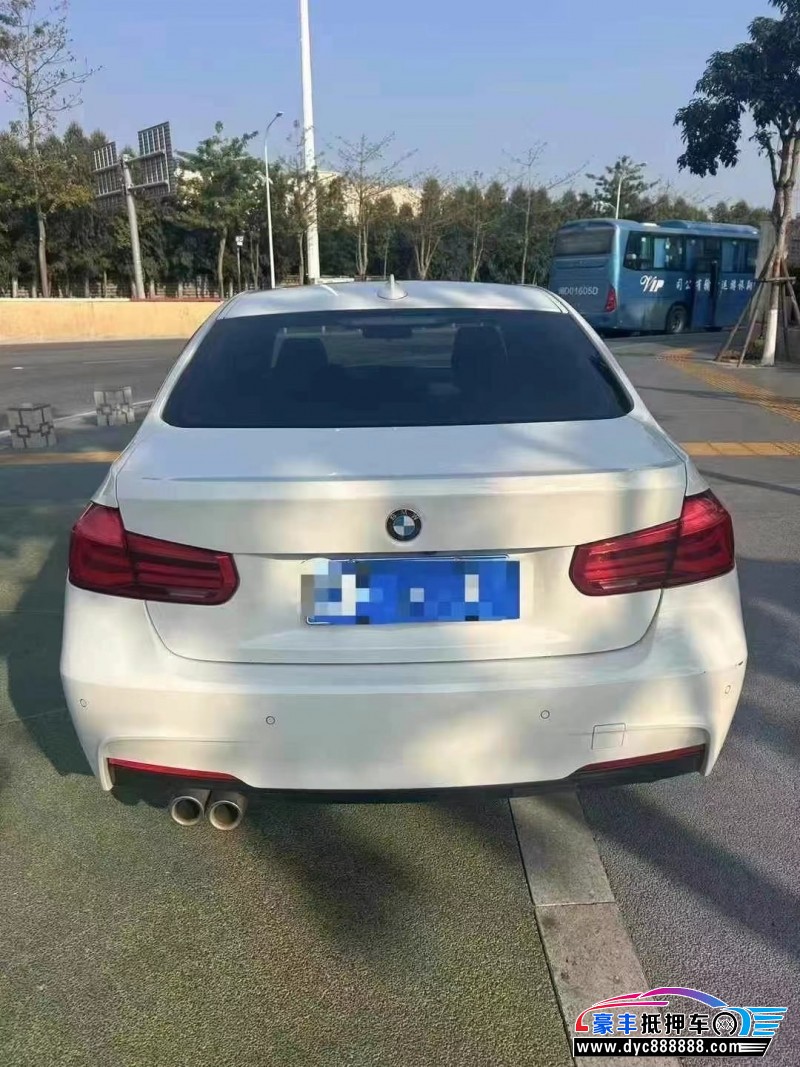 17年宝马3系轿车抵押车出售