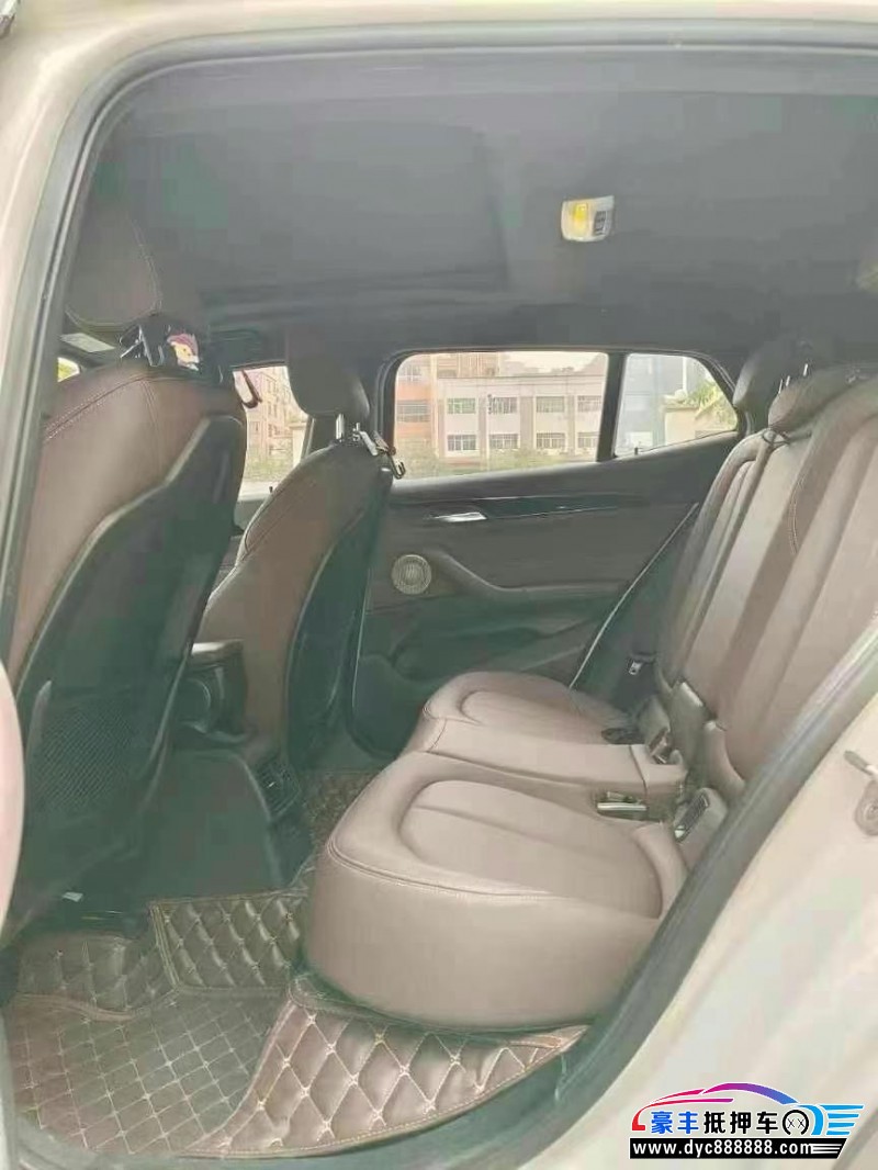 21年宝马X2轿车抵押车出售