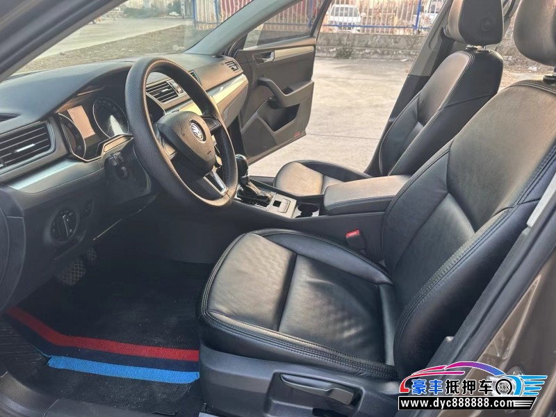 16年斯柯达速派轿车抵押车出售