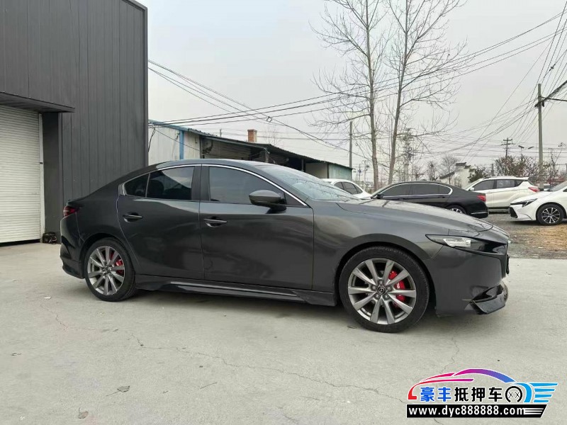 20年马自达昂克赛拉轿车抵押车出售