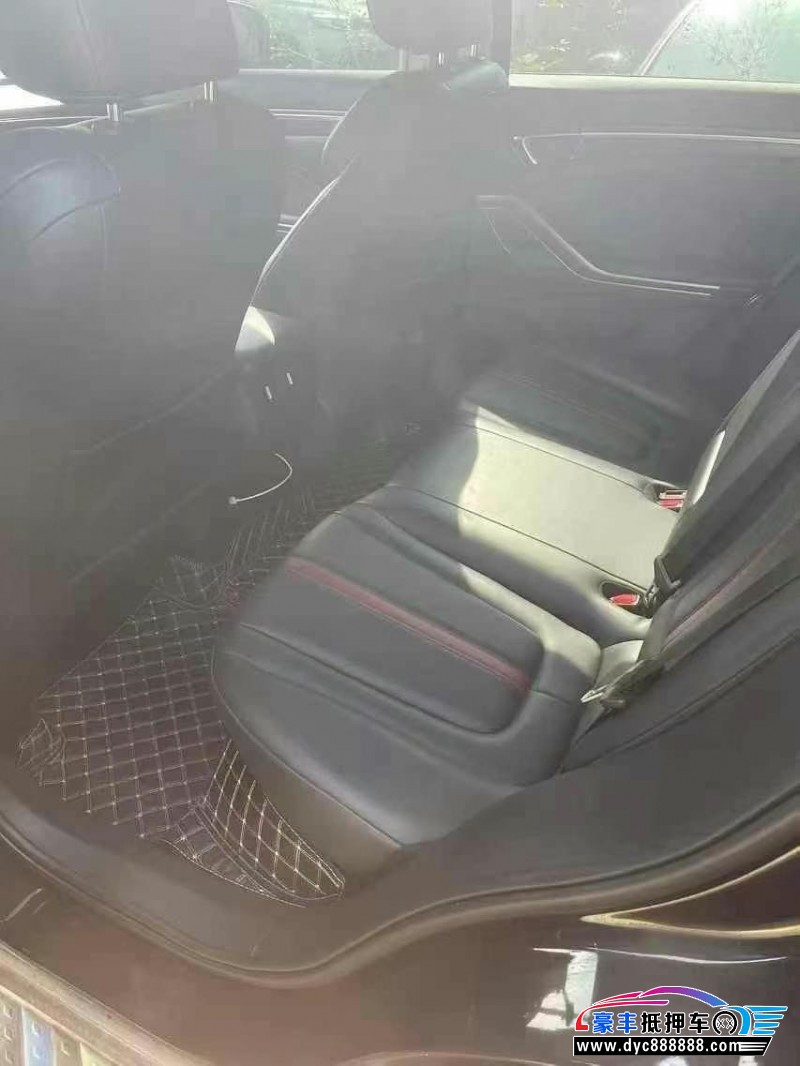 21年奔腾T55轿车抵押车出售