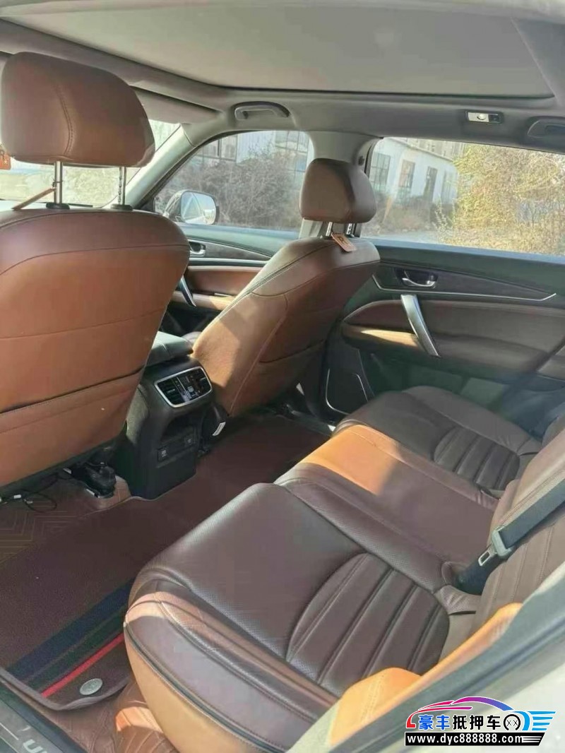 19年本田UR-V轿车抵押车出售