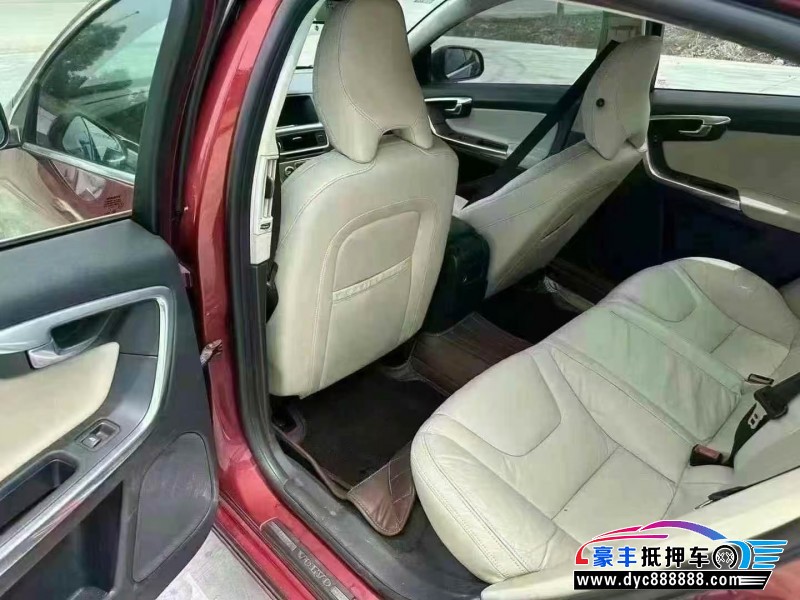 15年沃尔沃S60L轿车抵押车出售
