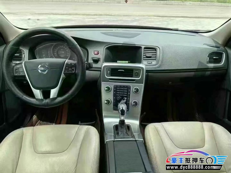 15年沃尔沃S60L轿车抵押车出售