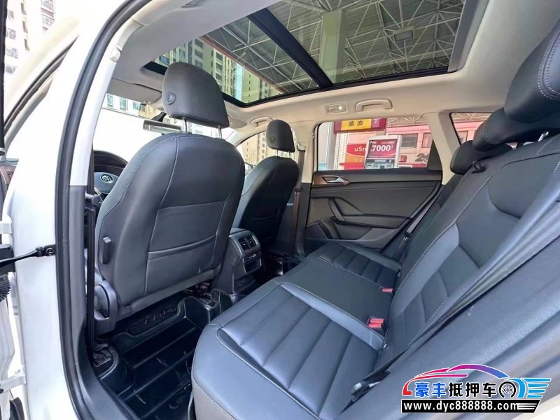 20年大众途岳轿车抵押车出售