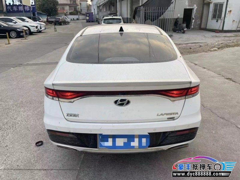 21年现代菲斯塔轿车抵押车出售