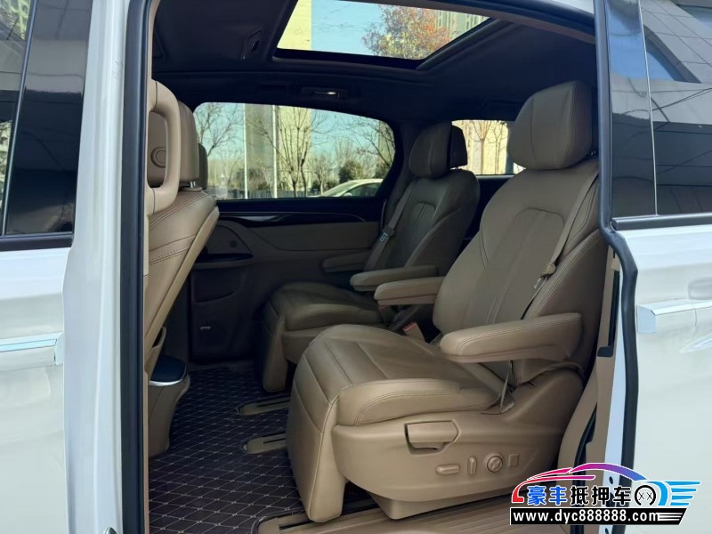 18年别克GL8轿车抵押车出售