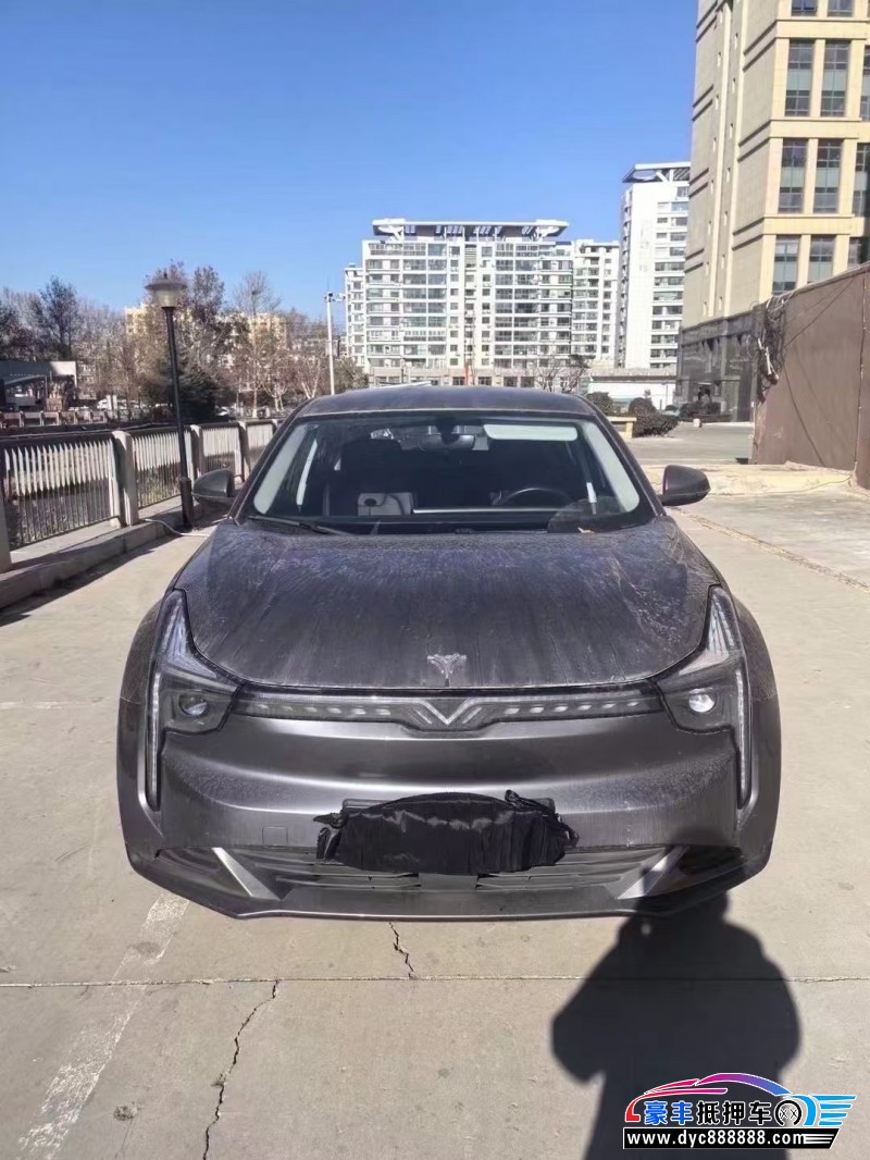 24年哪吒U轿车抵押车出售