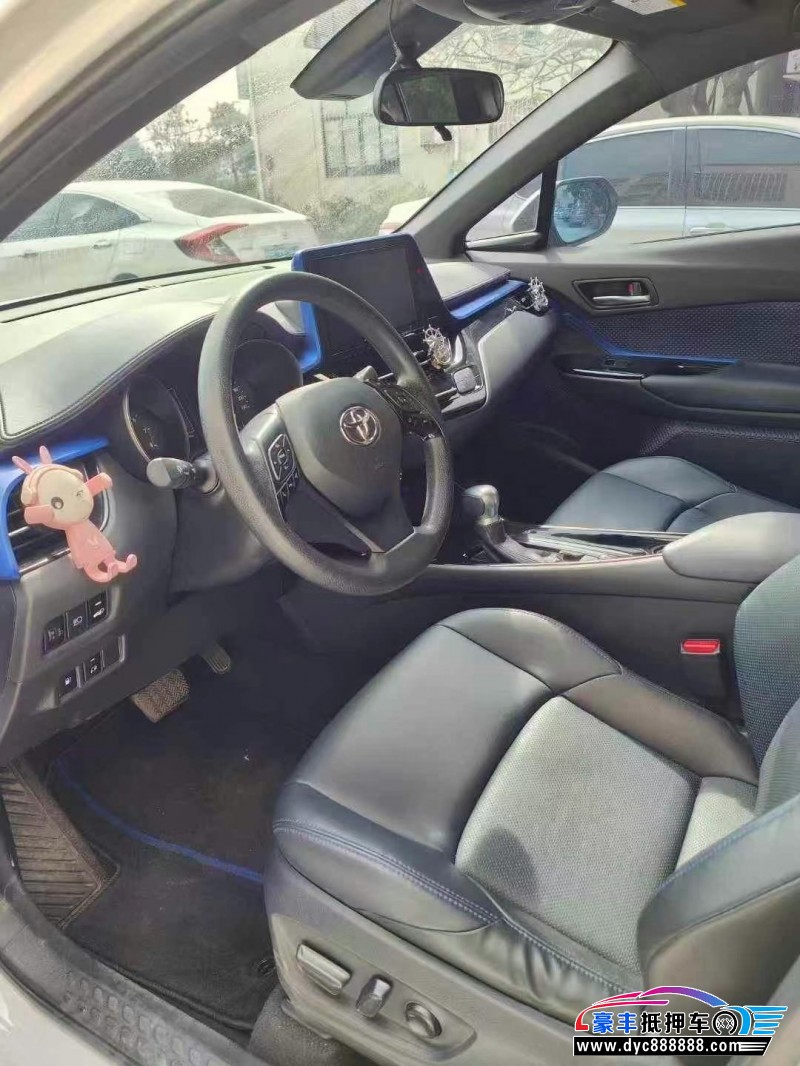 21年丰田C-HR轿车抵押车出售