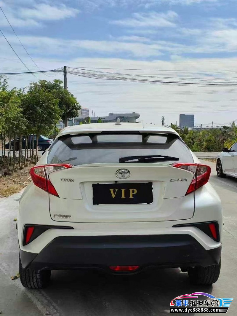 21年丰田C-HR轿车抵押车出售