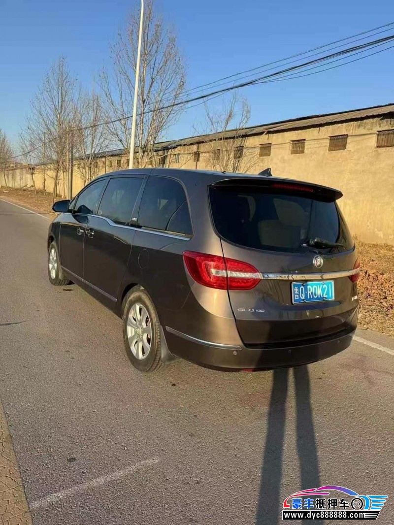 16年别克GL8轿车抵押车出售