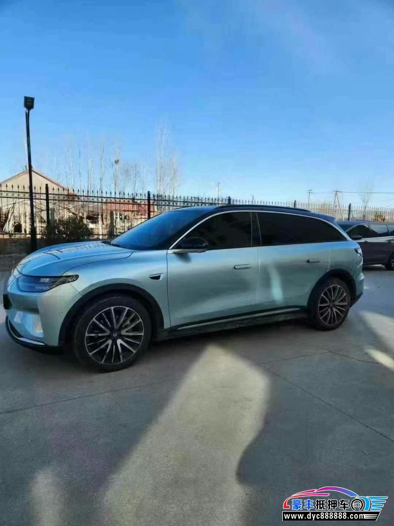 22年零跑C11轿车抵押车出售