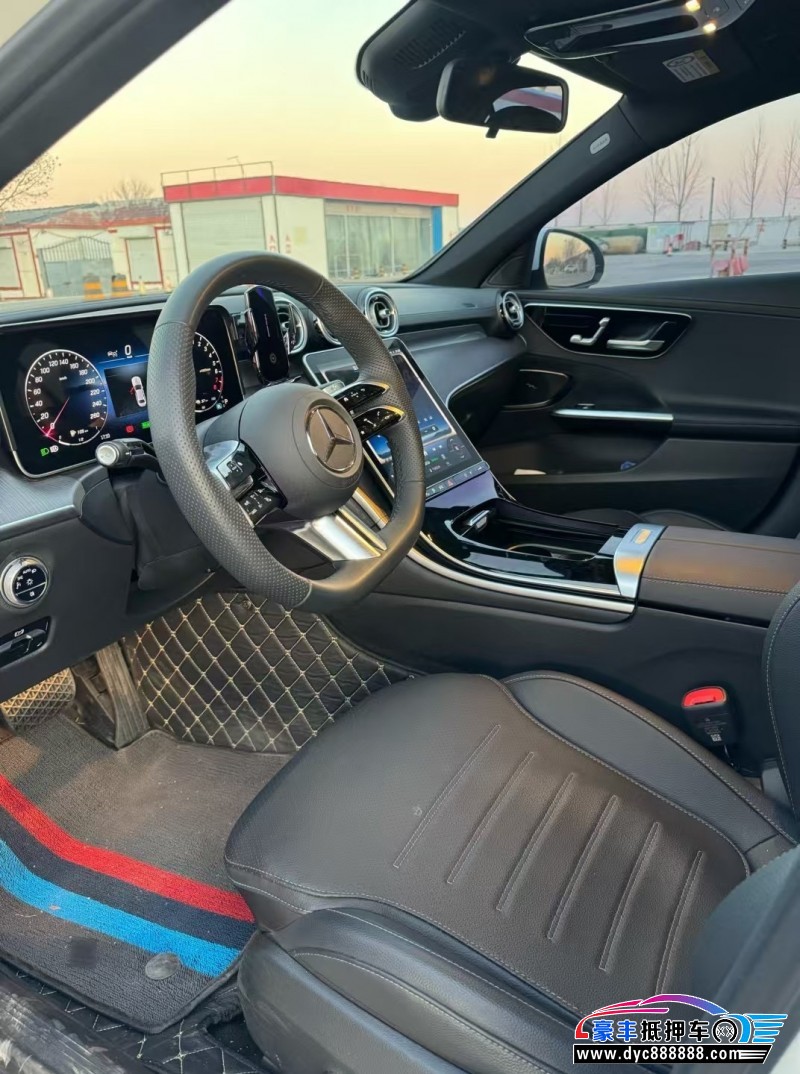 24年奔驰C轿车抵押车出售