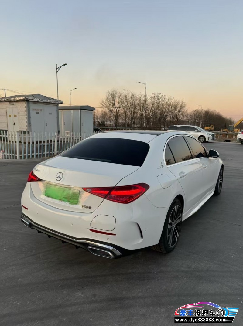 24年奔驰C轿车抵押车出售
