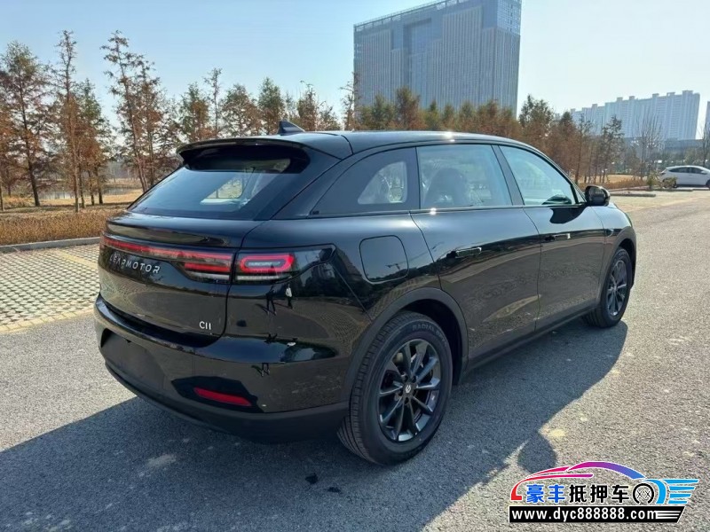 25年零跑C11轿车抵押车出售