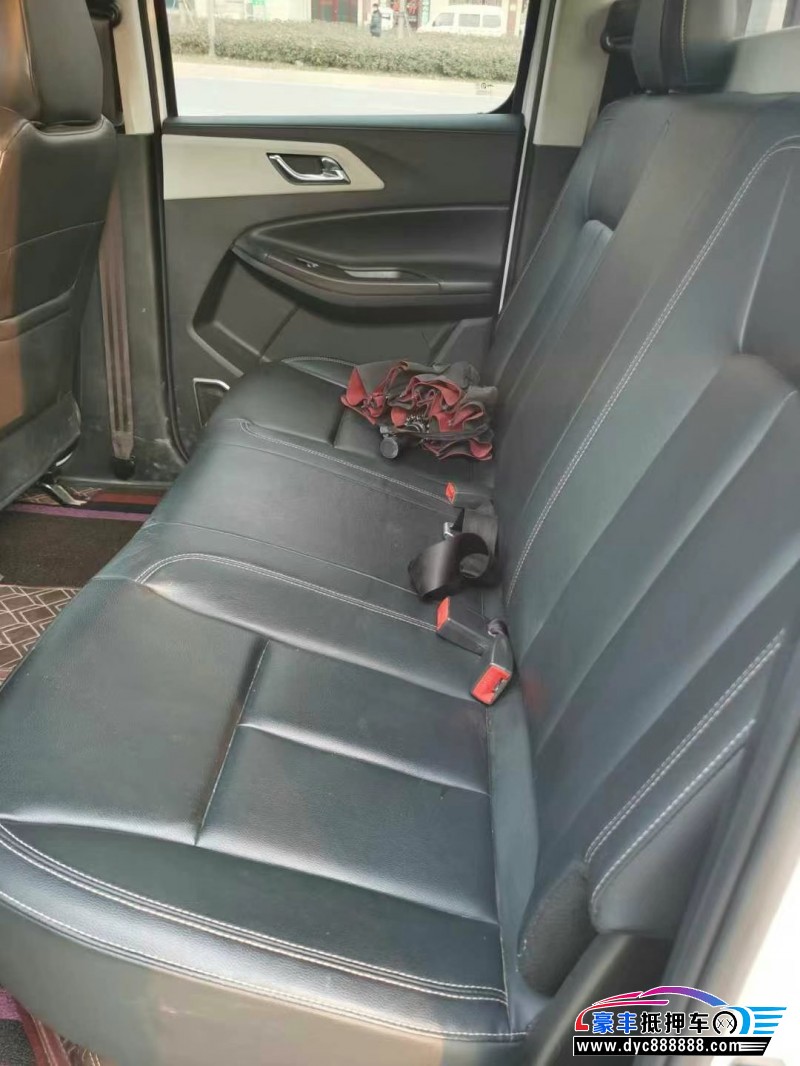 22年江铃域虎轿车抵押车出售