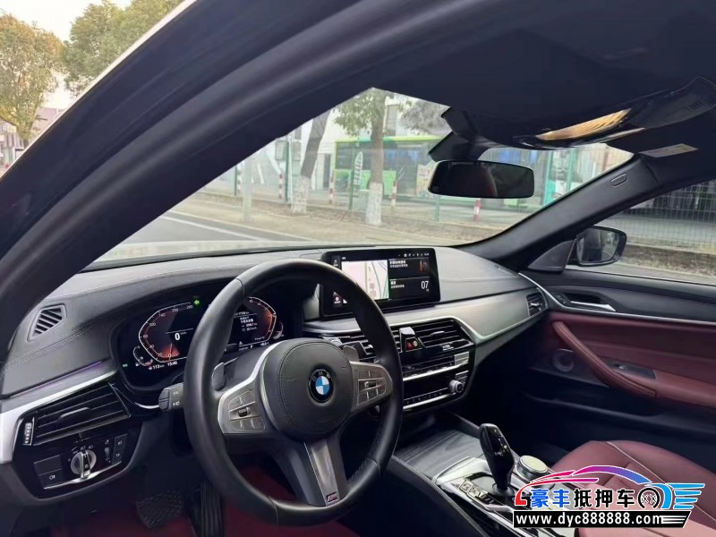 23年宝马5系轿车抵押车出售